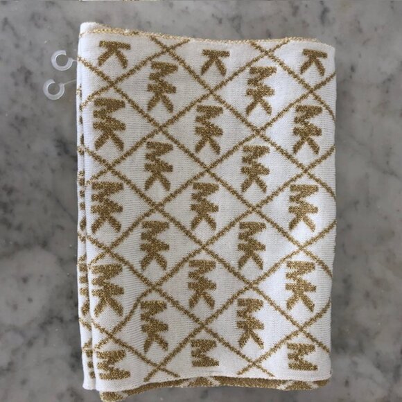 MICHAEL KORS Infinity Scarf Gold White Metallic NWOT - Picture 5 of 16
